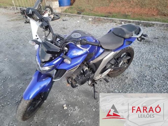 YAMAHA FAZER 250 21/21