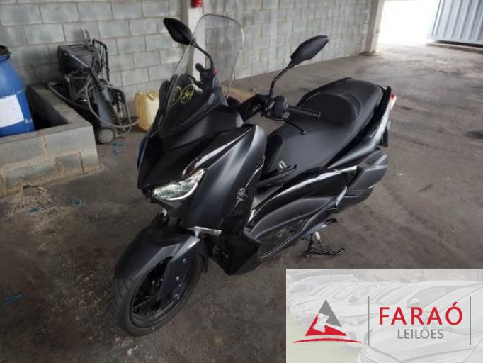 YAMAHA XMAX 250 22/22