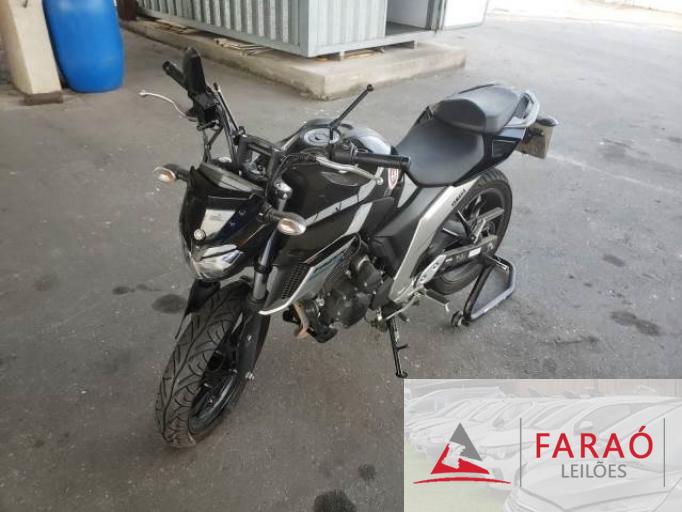 YAMAHA FAZER 250 21/21