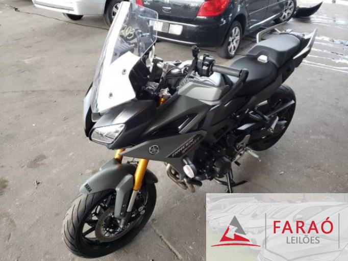 YAMAHA MT-09 TRACER 850 23/23