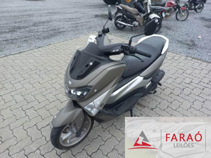 YAMAHA NMAX 160 17/17