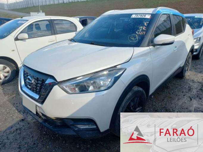 NISSAN KICKS 18/19