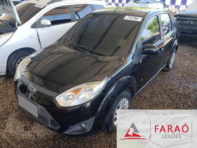 FORD FIESTA SEDAN 13/14